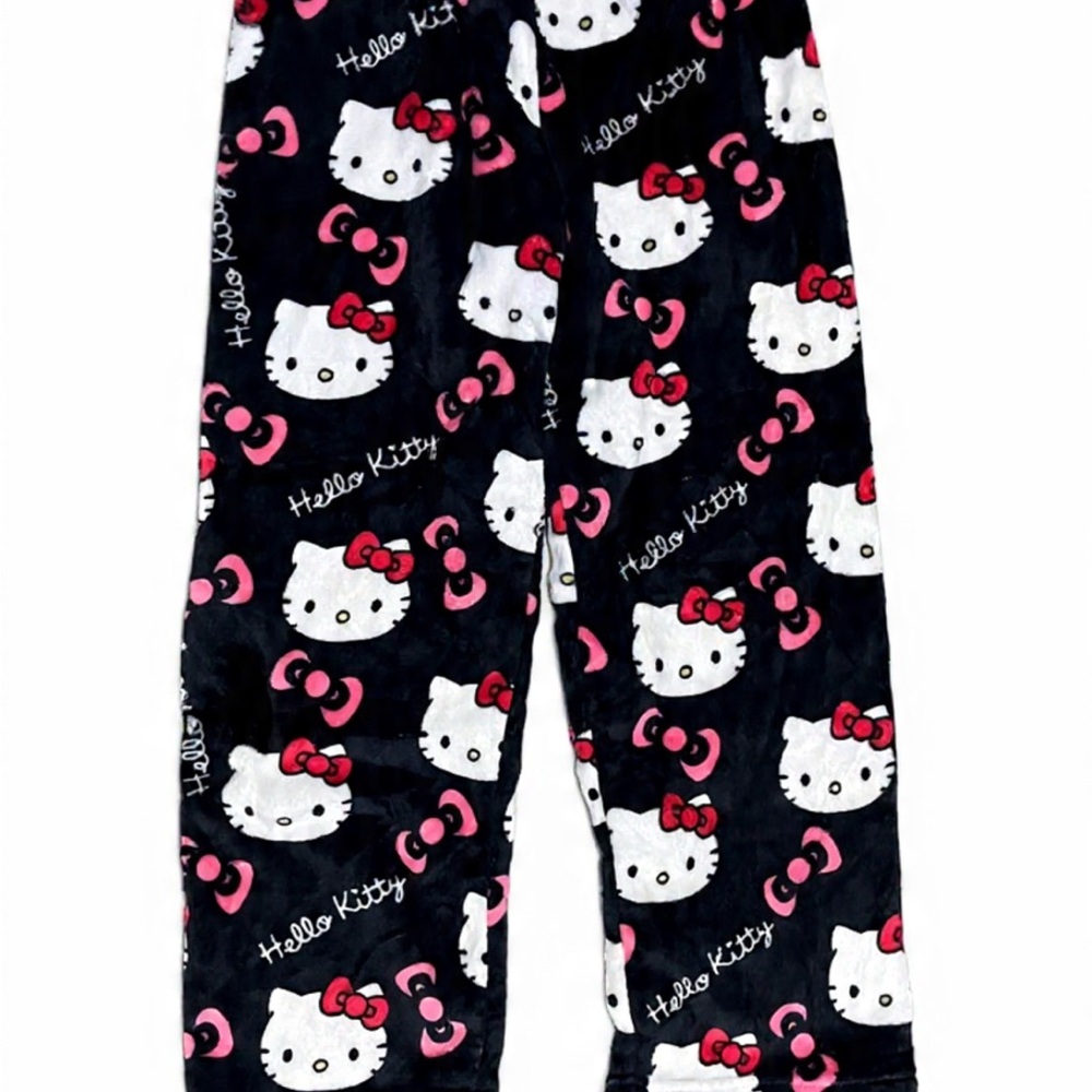 Petite Hello Kitty Black and Pink Pajama Pants